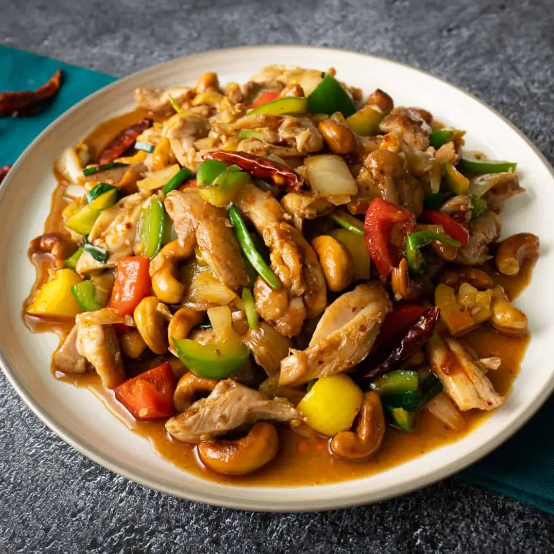 Chicken with cashew nuts