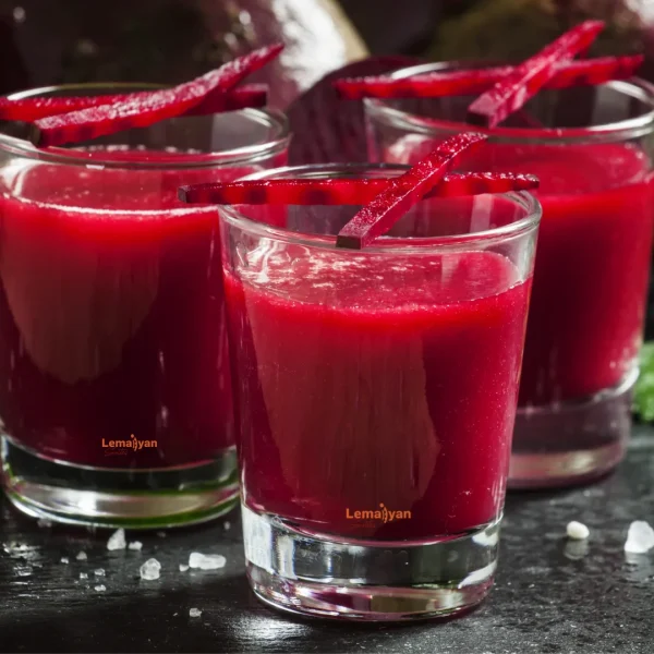 Blood cleansing smoothie - beetroot+green apple+grated ginger