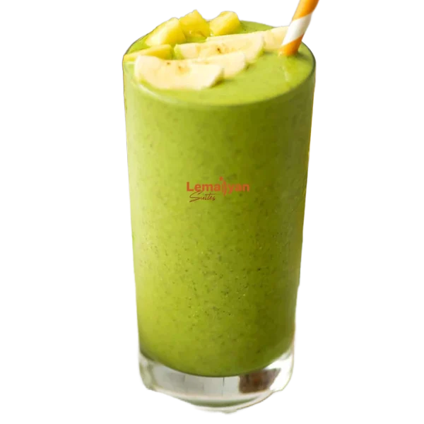 Smoothies  spinach+celery+cucumber+pineapple+bananaalmond milk