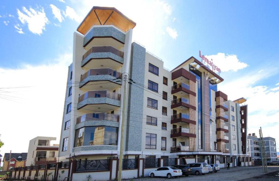 From Sunrise To Sunset : A Day In The Life At Lemaiyan Suites.