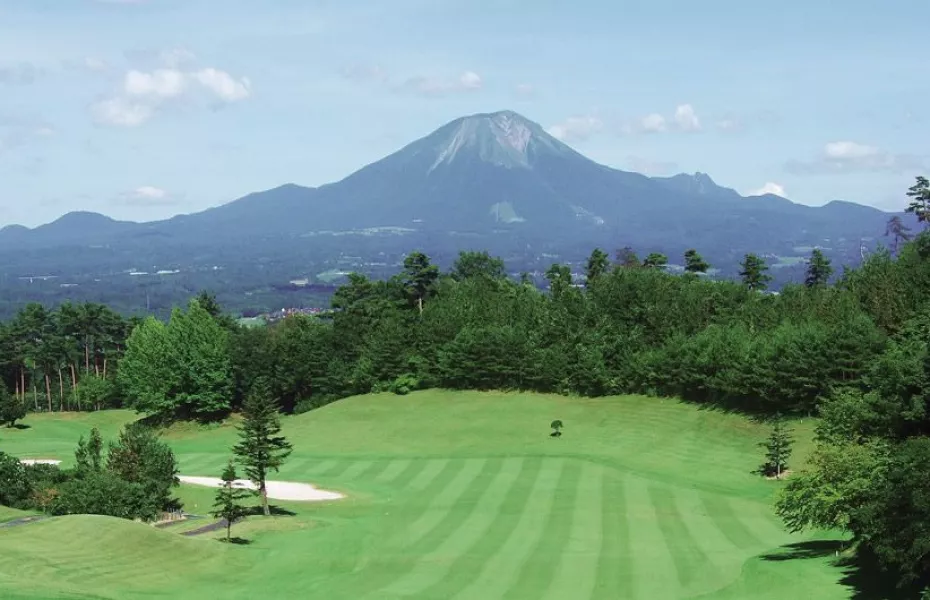 Golfing at Greenpark: A Relaxing Escape Around Lemaiyan Suites.